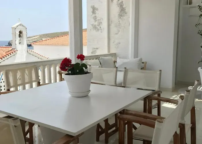 The White House 1 Hébergement de vacances *